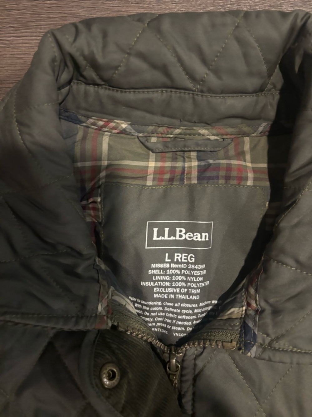 L.L. Bean Quilted Puffer Jacket in Olive - Picture 2 of 3